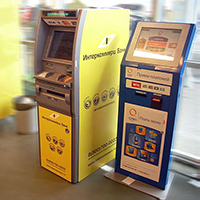 Оклейка банкоматов и терминалов